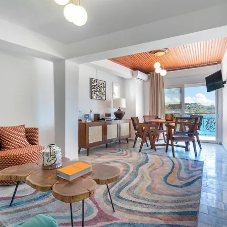 Megaron Boutique Apartamento