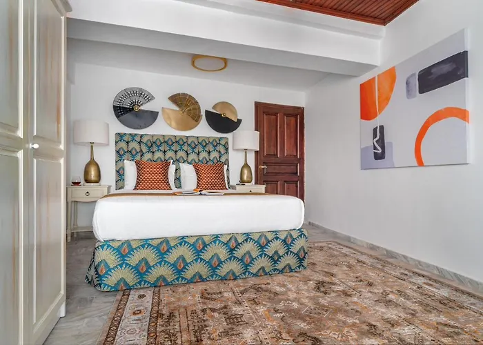 Megaron Boutique Apartment *