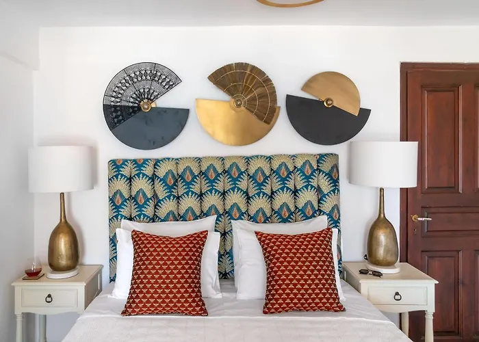 Megaron Boutique Apartment *